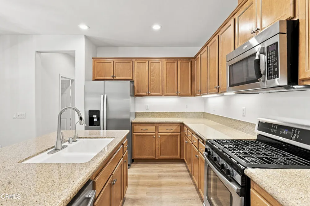 3145 Lisbon Lane Oxnard, CA 93036