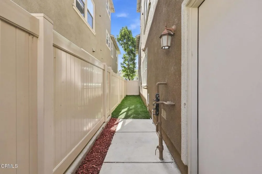 3145 Lisbon Lane Oxnard, CA 93036