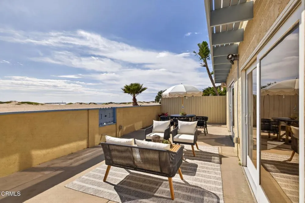 3009 Ocean Drive Oxnard, CA 93035