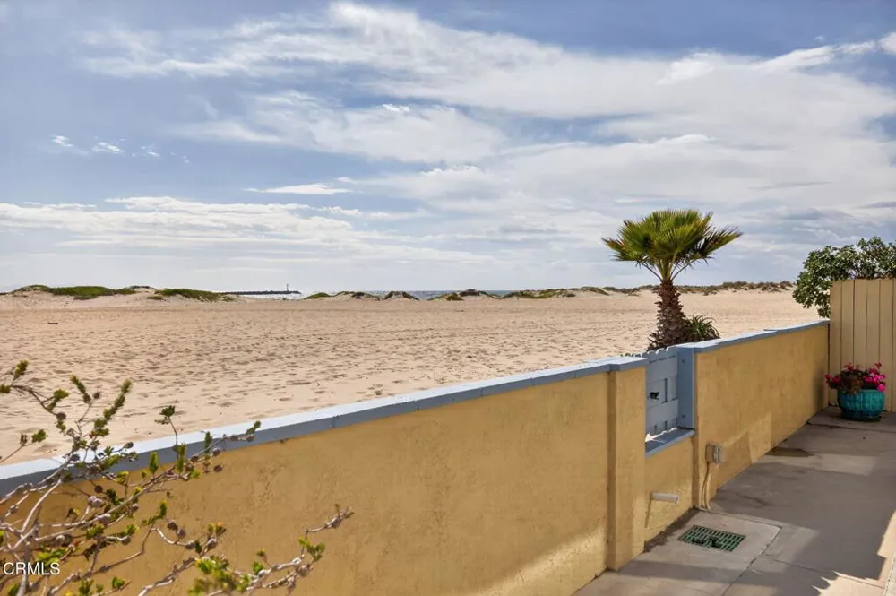 3009 Ocean Drive Oxnard, CA 93035