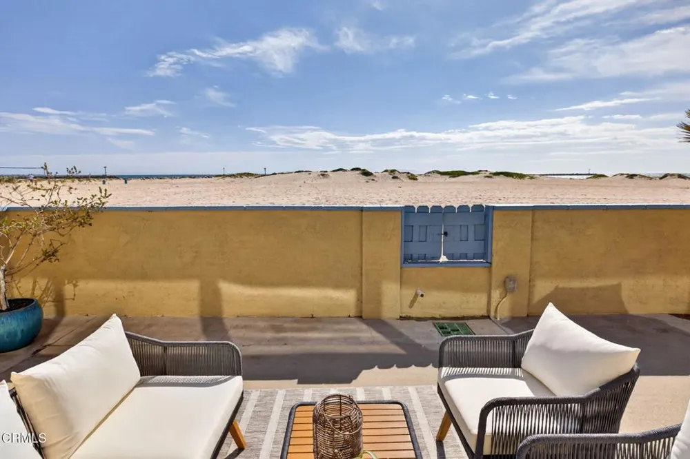 3009 Ocean Drive Oxnard, CA 93035