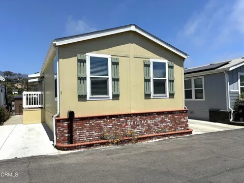 1210 Cacique Street #9