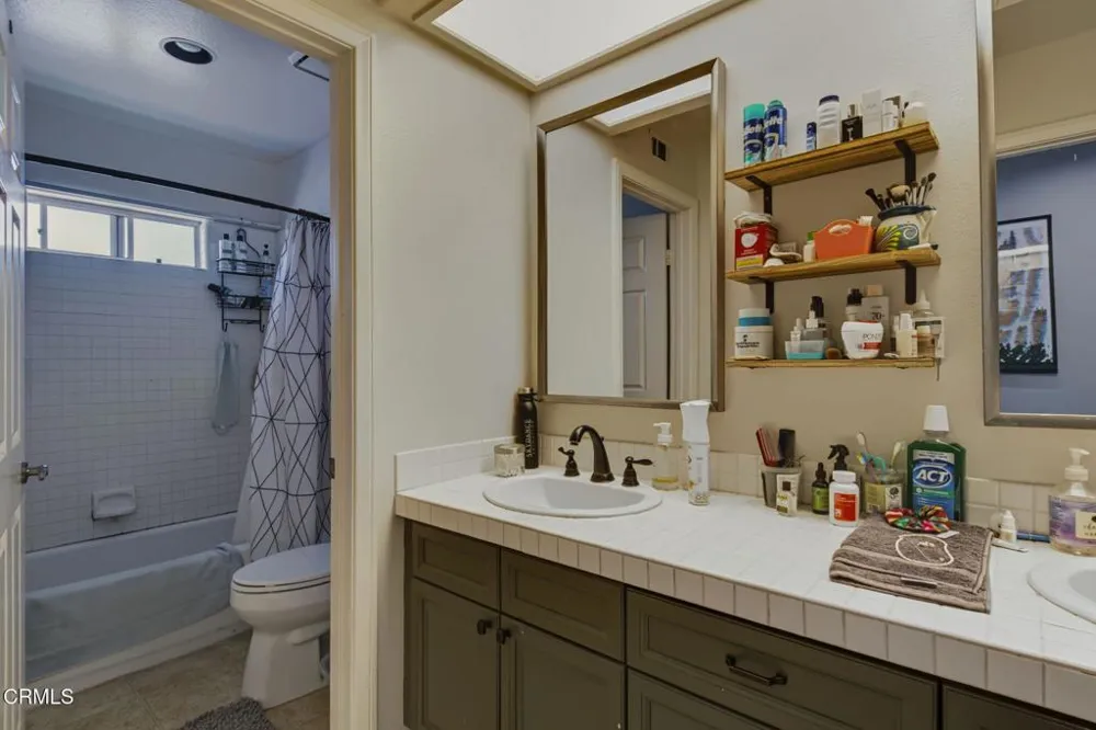 1472 La Culebra Circle Camarillo, CA 93012