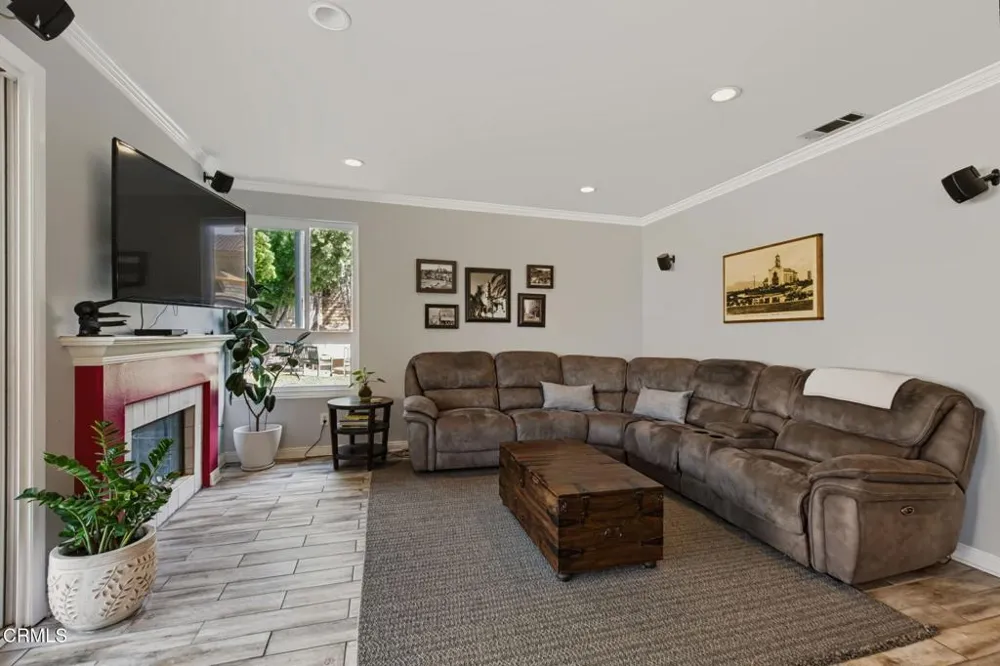 1472 La Culebra Circle Camarillo, CA 93012