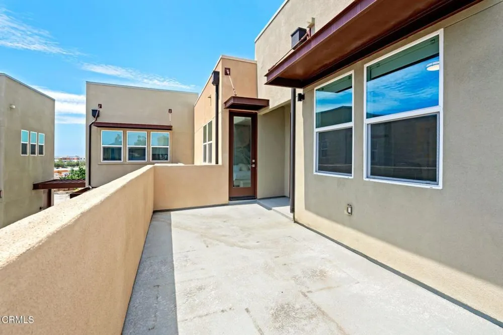 1244 E Thompson Boulevard #101 Ventura, CA 93001