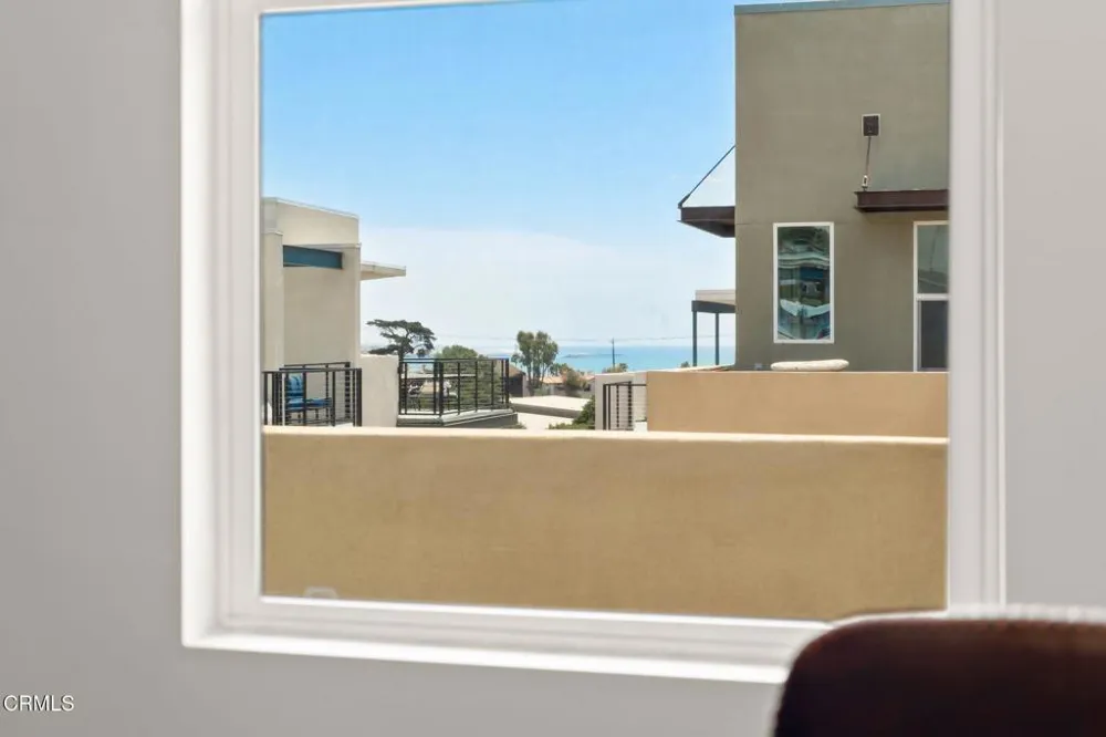 1244 E Thompson Boulevard #101 Ventura, CA 93001