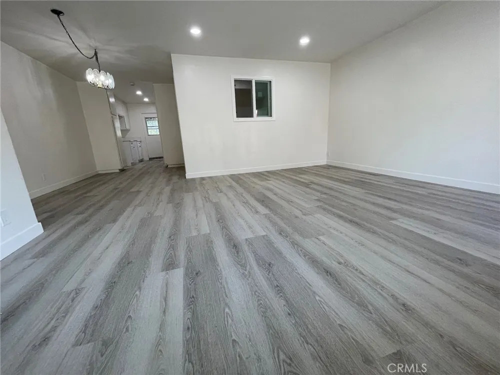 1131 S Alta Vista Avenue #F Monrovia, CA 91016