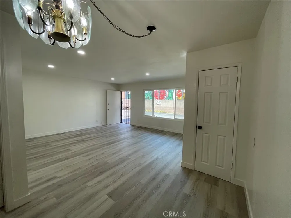 1131 S Alta Vista Avenue #F Monrovia, CA 91016