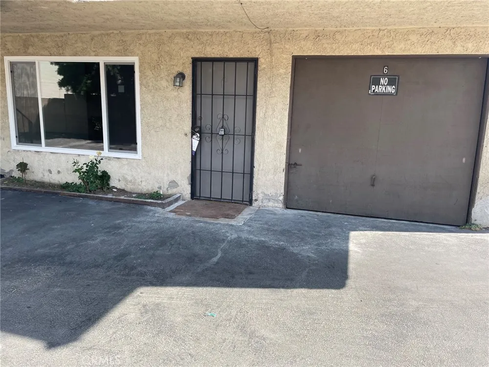 1131 S Alta Vista Avenue #F Monrovia, CA 91016