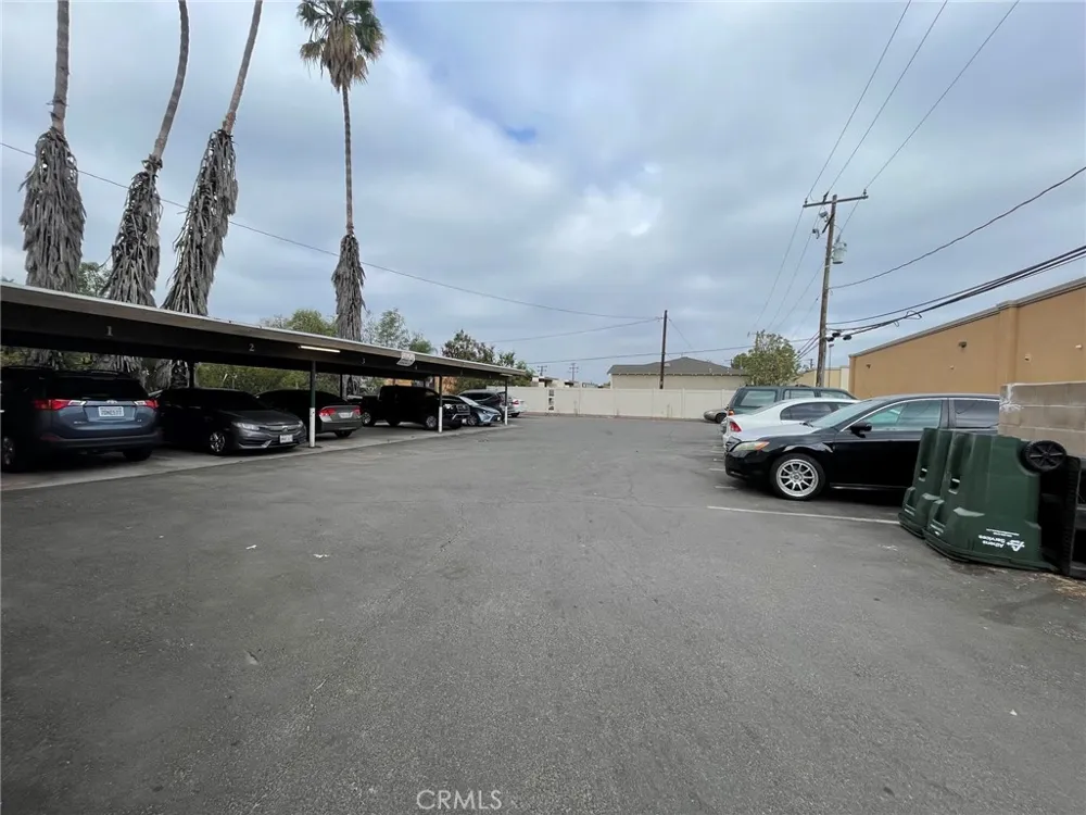 1131 S Alta Vista Avenue #F Monrovia, CA 91016