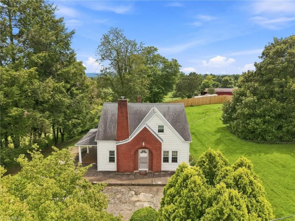 4105 Boone Trail North Wilkesboro, NC 28659