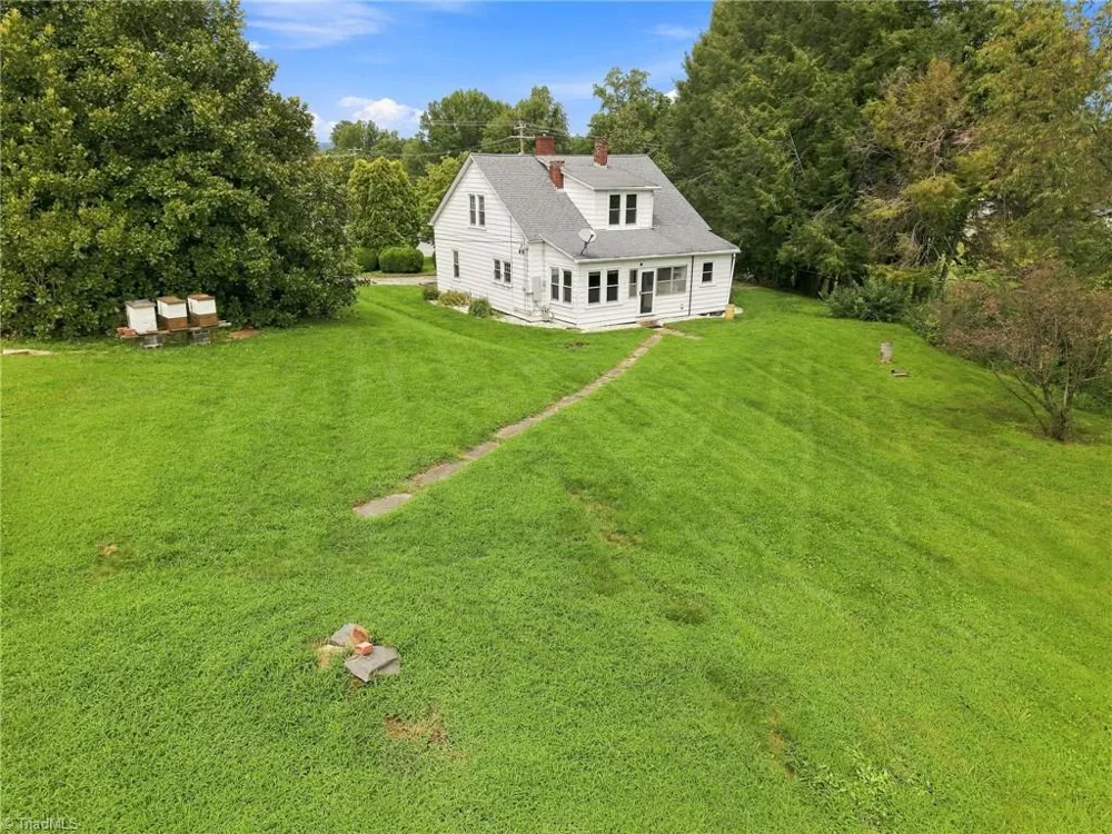 4105 Boone Trail North Wilkesboro, NC 28659
