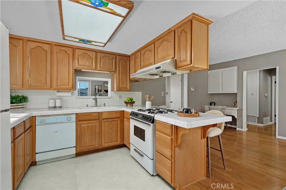 1987 Cerco Alta Monterey Park, CA 91754