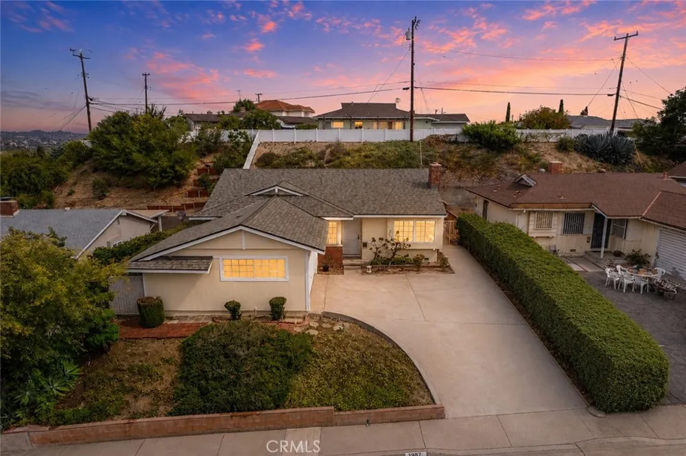 1987 Cerco Alta Monterey Park, CA 91754