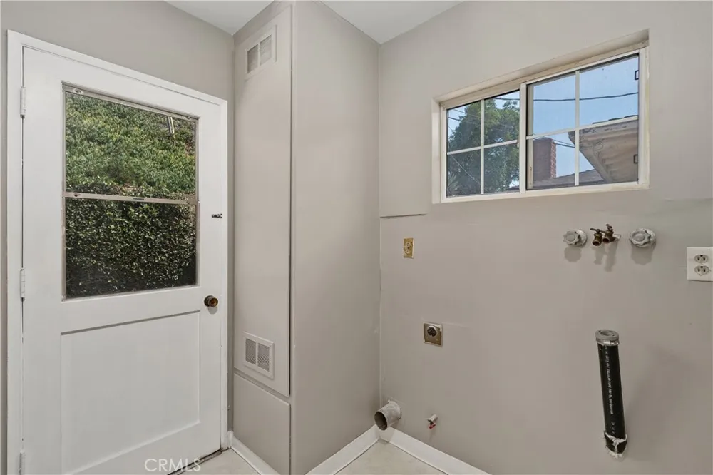 1987 Cerco Alta Monterey Park, CA 91754