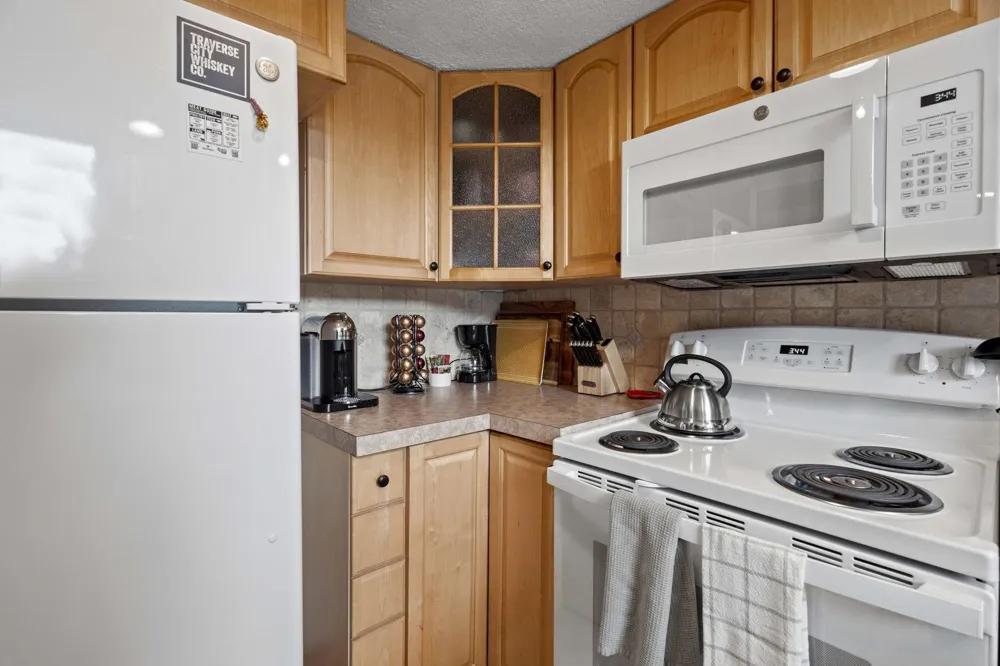17703 Sweet Lake Road Almira Township, MI 49650