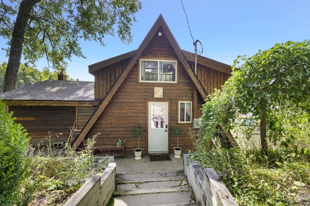 17703 Sweet Lake Road Almira Township, MI 49650