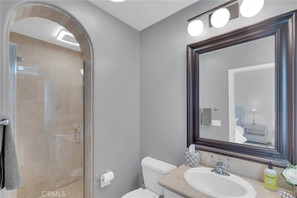 510 E. Viewcrest Azusa, CA 91702