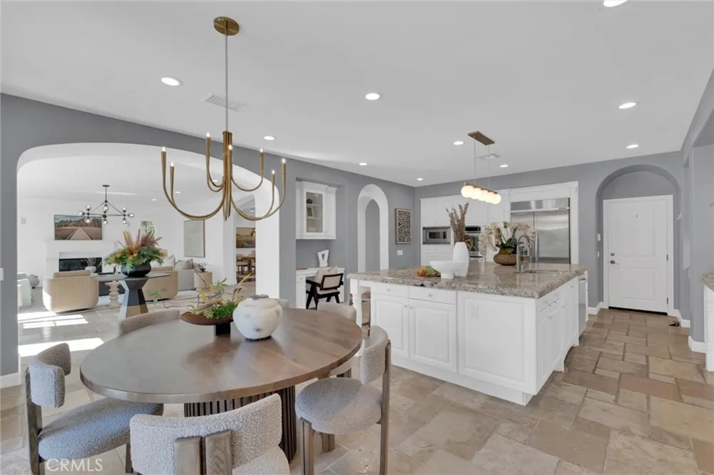 510 E. Viewcrest Azusa, CA 91702