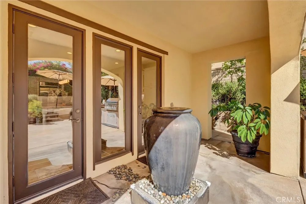510 E. Viewcrest Azusa, CA 91702