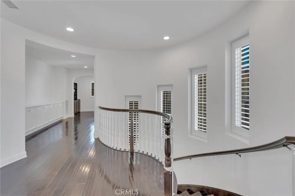 510 E. Viewcrest Azusa, CA 91702