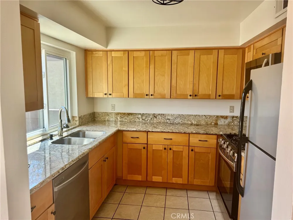 9362 Shadowood #G Montclair, CA 91763