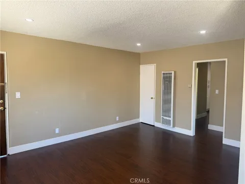 600 E Acacia Avenue #6