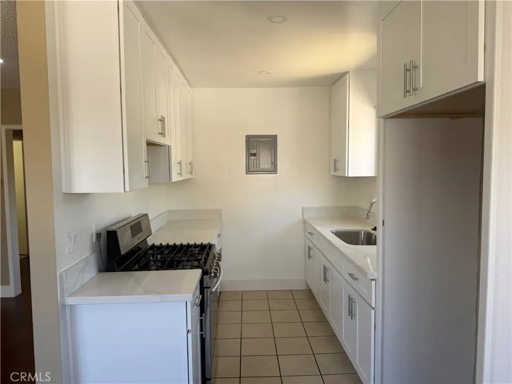 600 E Acacia Avenue #6 Glendale, CA 91205