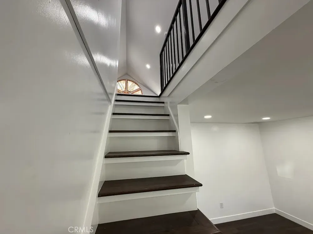1161 La Cadena Colton, CA 92324