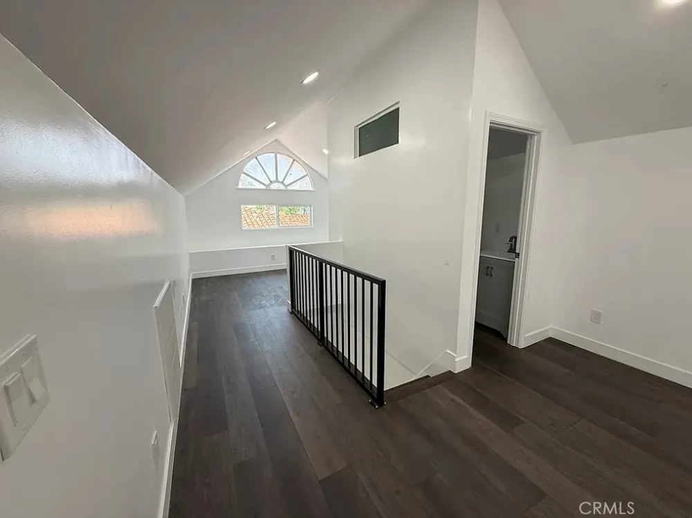 1161 La Cadena Colton, CA 92324