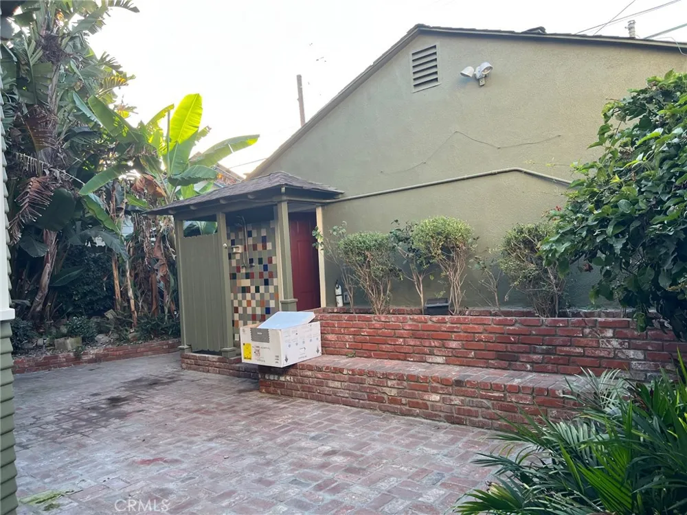 207 9th Huntington Beach, CA 92648