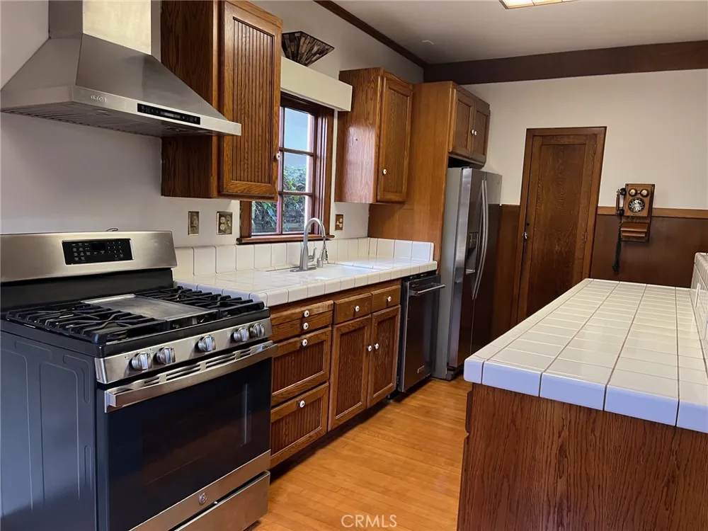 207 9th Huntington Beach, CA 92648