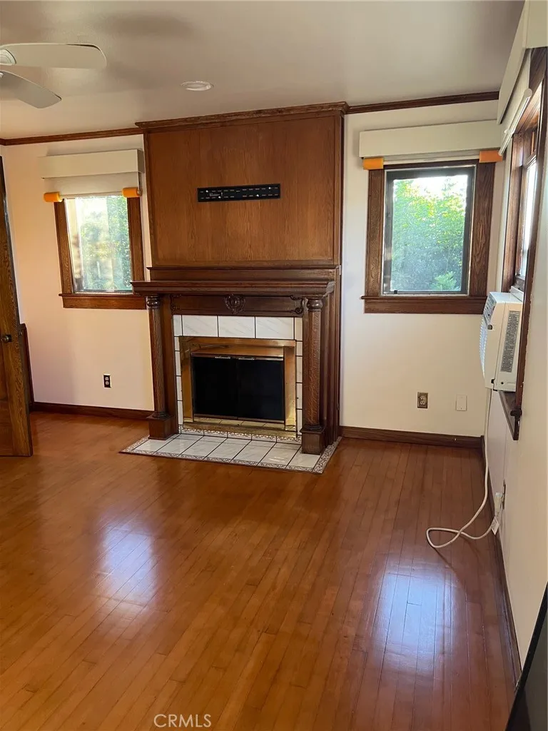 207 9th Huntington Beach, CA 92648