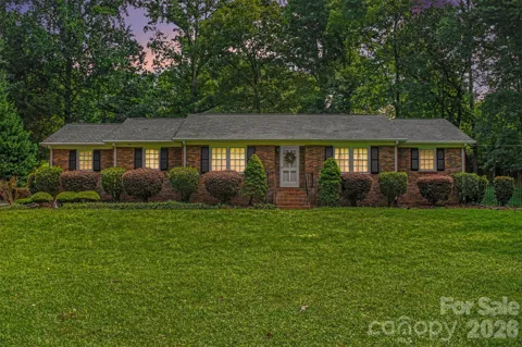 1204 Dumbarton Road #3