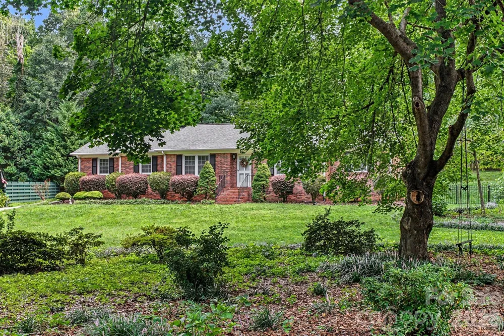1204 Dumbarton Road #3 Gastonia, NC 28054