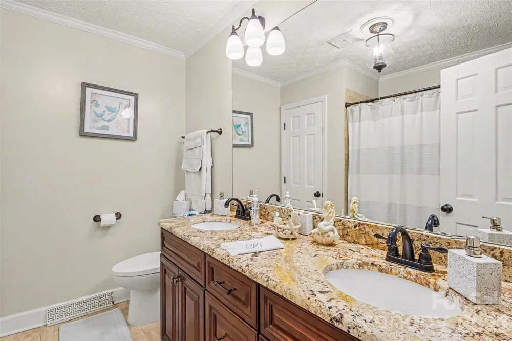 1204 Dumbarton Road #3 Gastonia, NC 28054