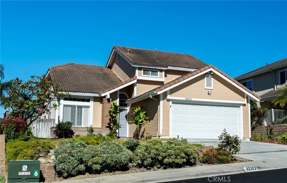32252 Ridgeway Laguna Niguel, CA 92677