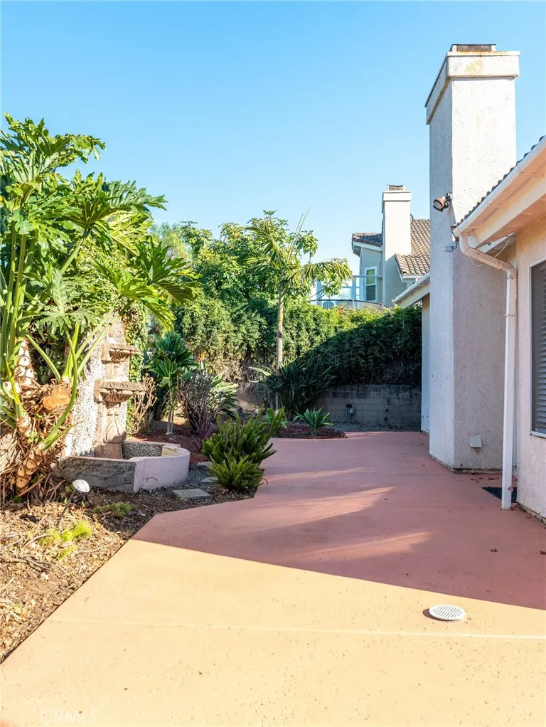 32252 Ridgeway Laguna Niguel, CA 92677