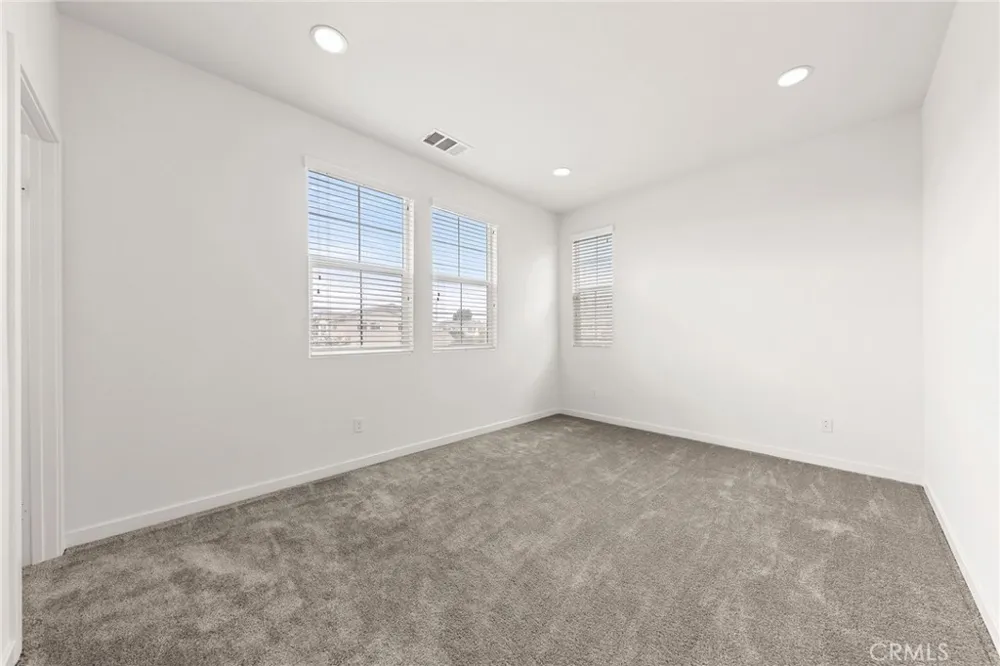 2972 E Calgary Ontario, CA 91761