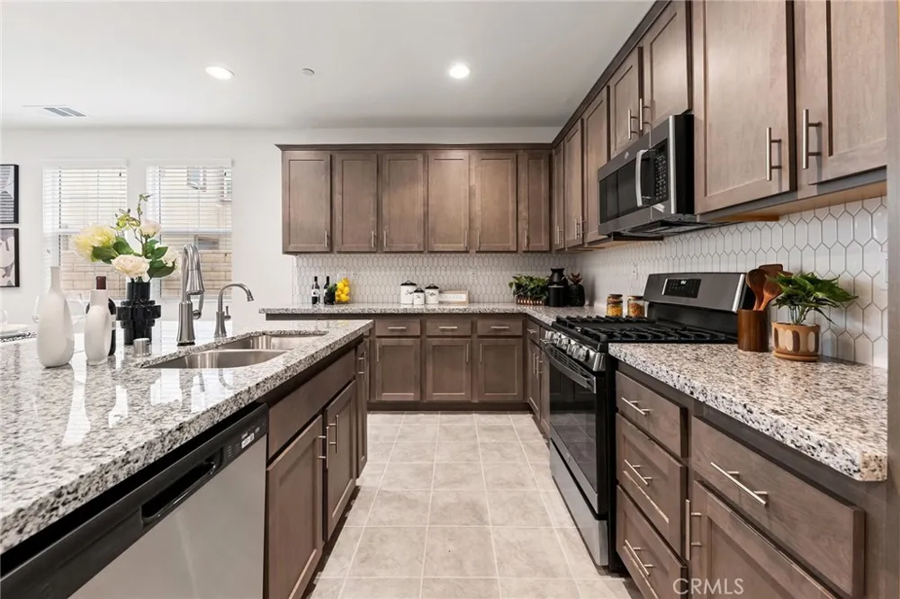 2972 E Calgary Ontario, CA 91761