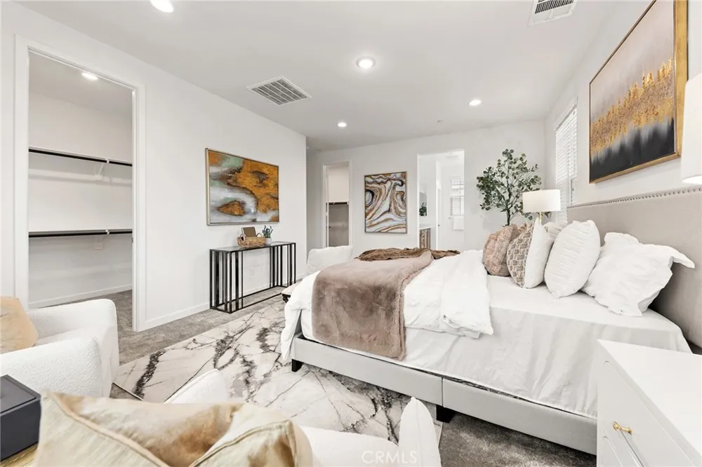 2972 E Calgary Ontario, CA 91761