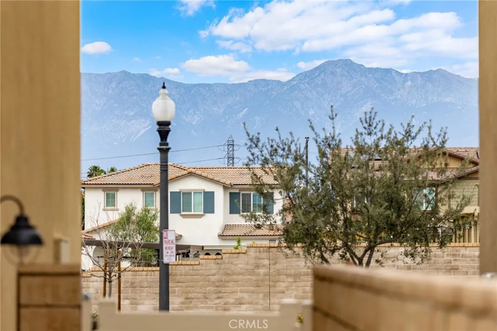 2972 E Calgary Ontario, CA 91761