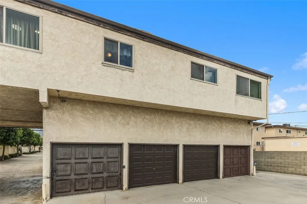1130 W Huntington Drive #8 Arcadia, CA 91007