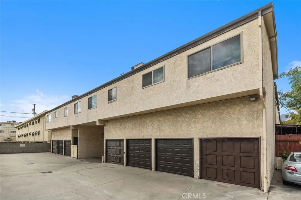 1130 W Huntington Drive #8 Arcadia, CA 91007