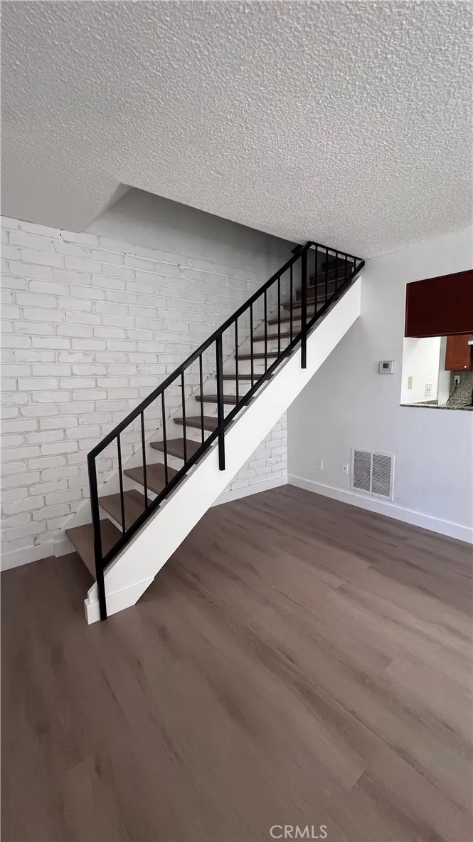 929 W Sierra Madre Azusa, CA 91702