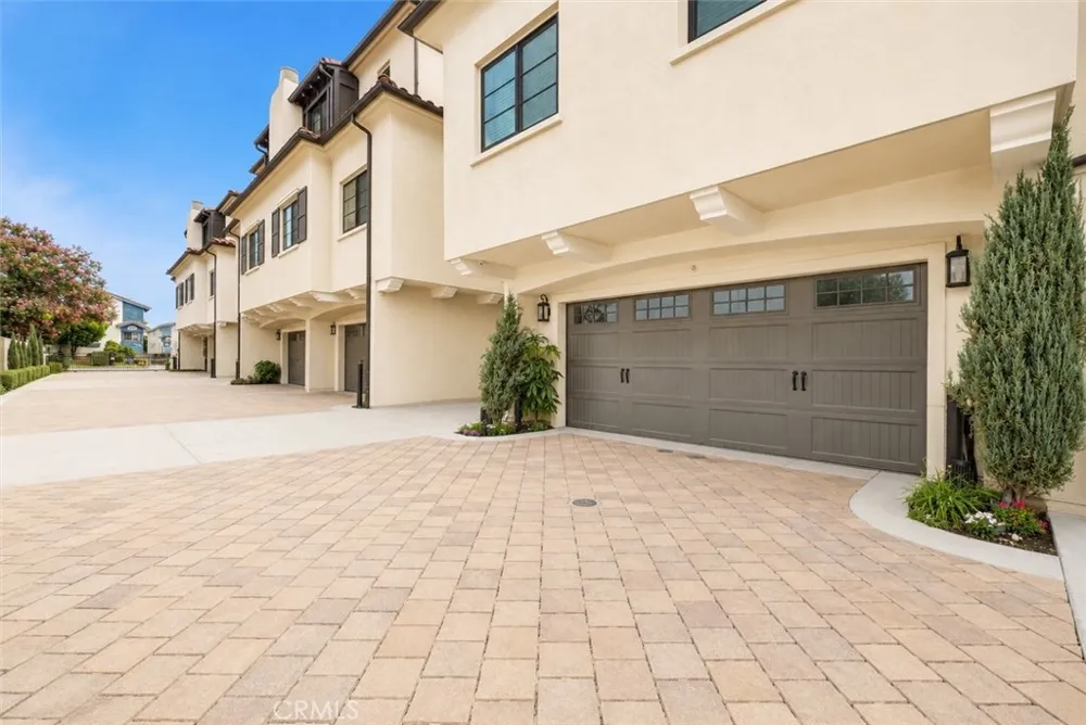 318 California Street Arcadia, CA 91006