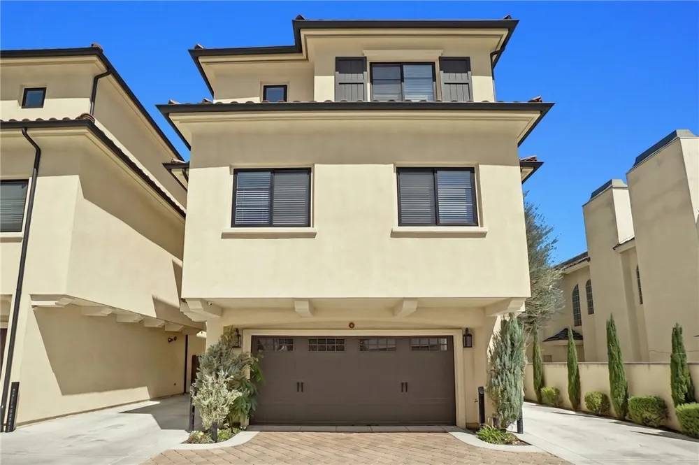 318 California Street Arcadia, CA 91006