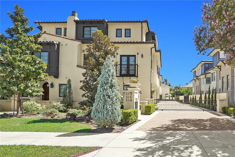 318 California Street Arcadia, CA 91006