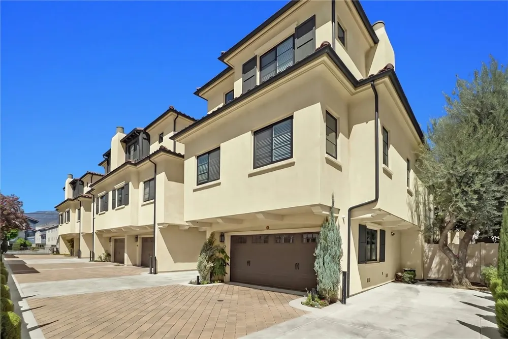 318 California Street Arcadia, CA 91006