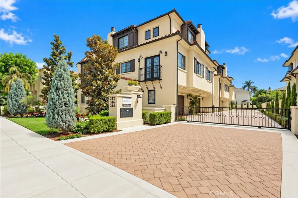 318 California Street Arcadia, CA 91006